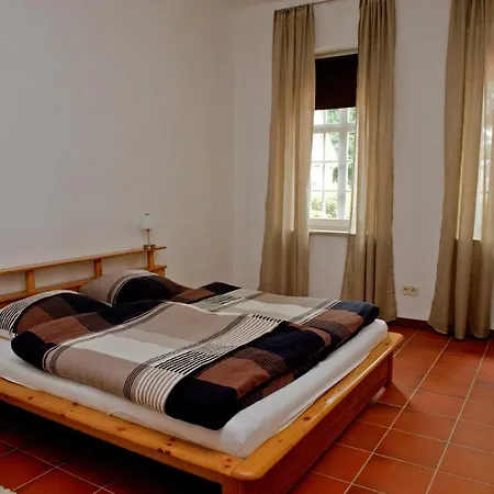 Art Land Apartment *